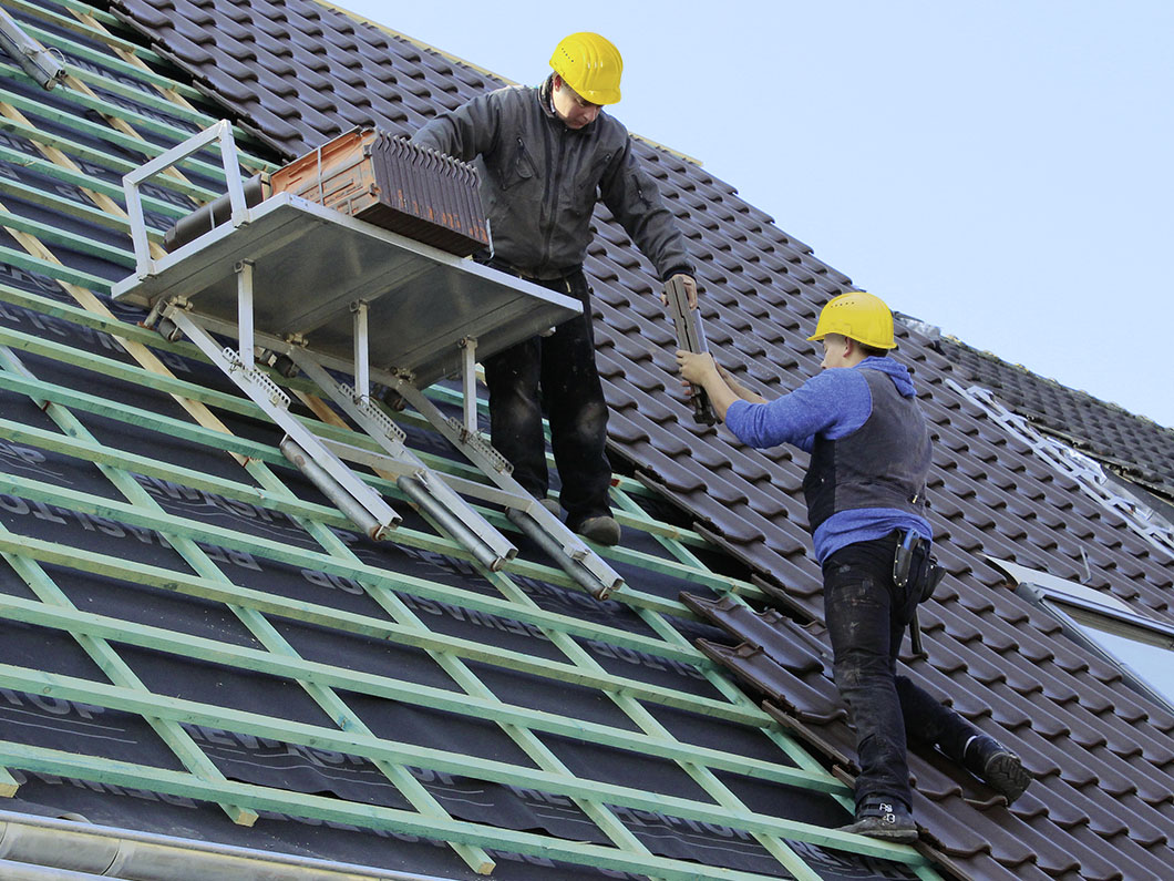 Roof distributors